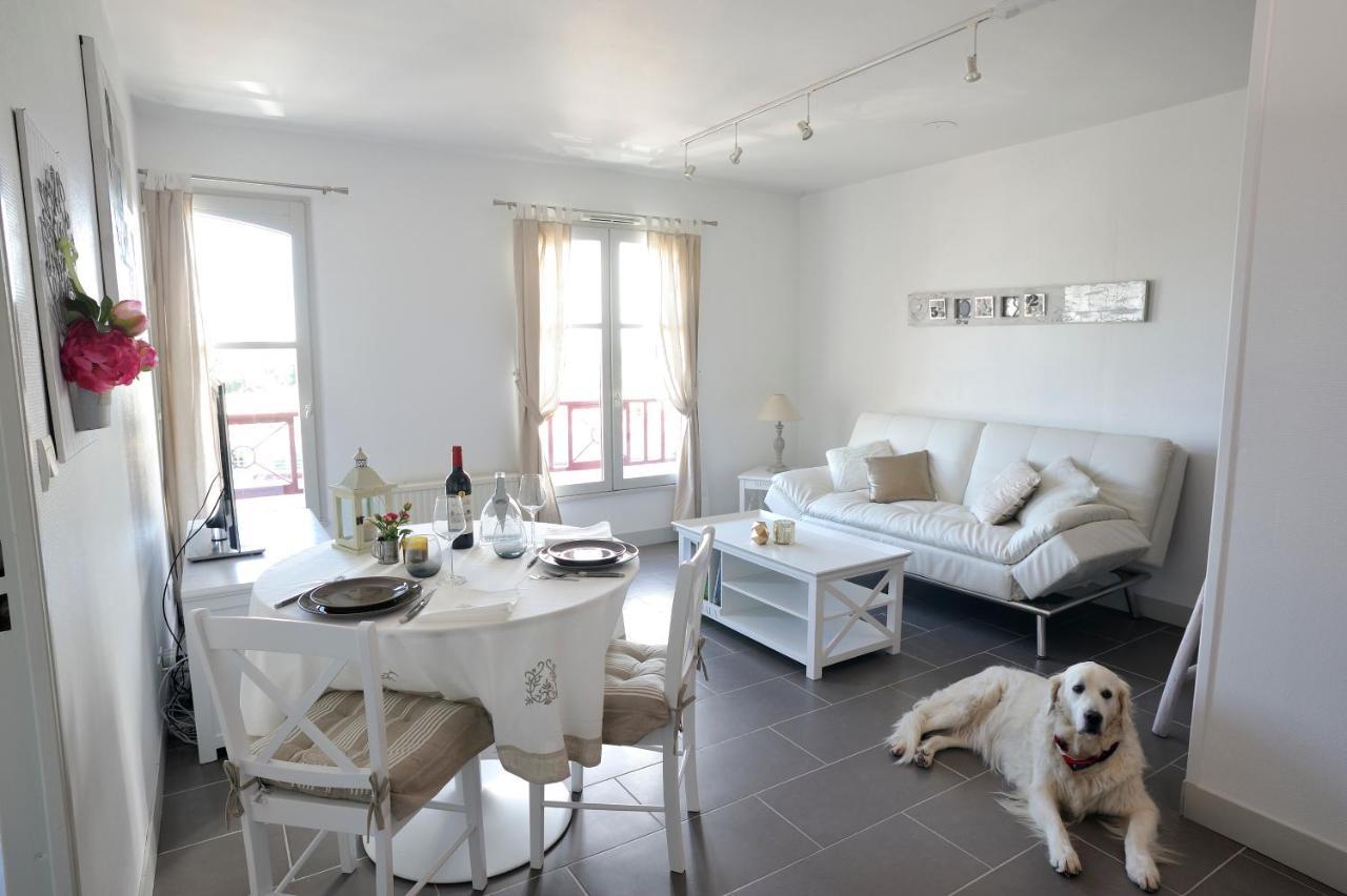 Appartement Romantique, Vue Panoramique Bassin De L'Est Honfleur Exterior foto